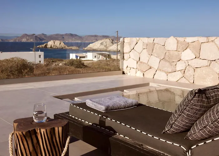 Serenity Suite Milos